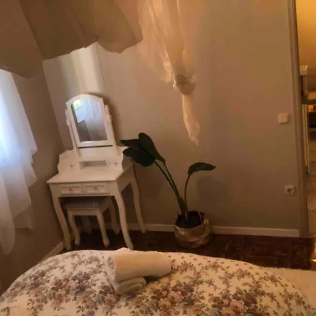 Amalia 21 דירה Kanálion